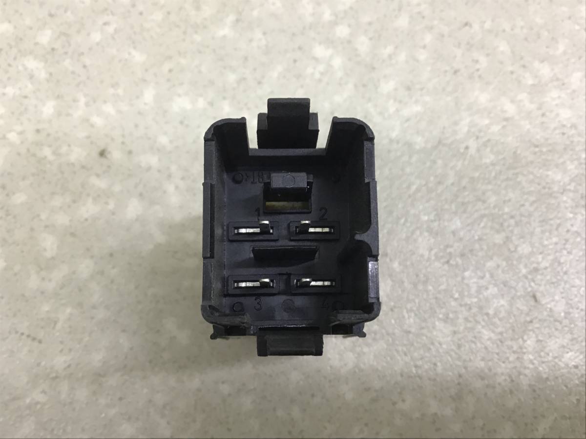 Кнопка аварийной сигнализации Seat Leon (1P1) 2005-2013