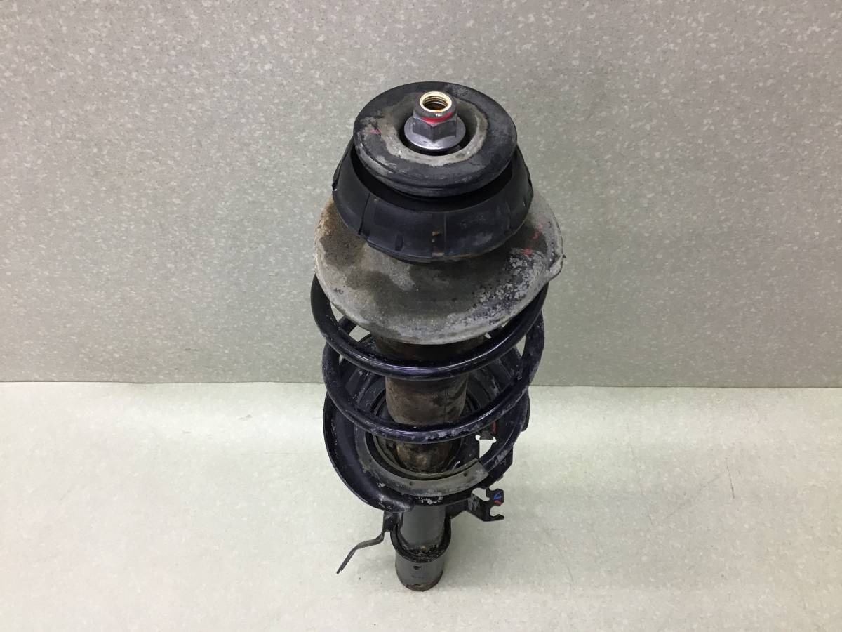 Амортизатор передний правый Renault Logan (2) 2014>