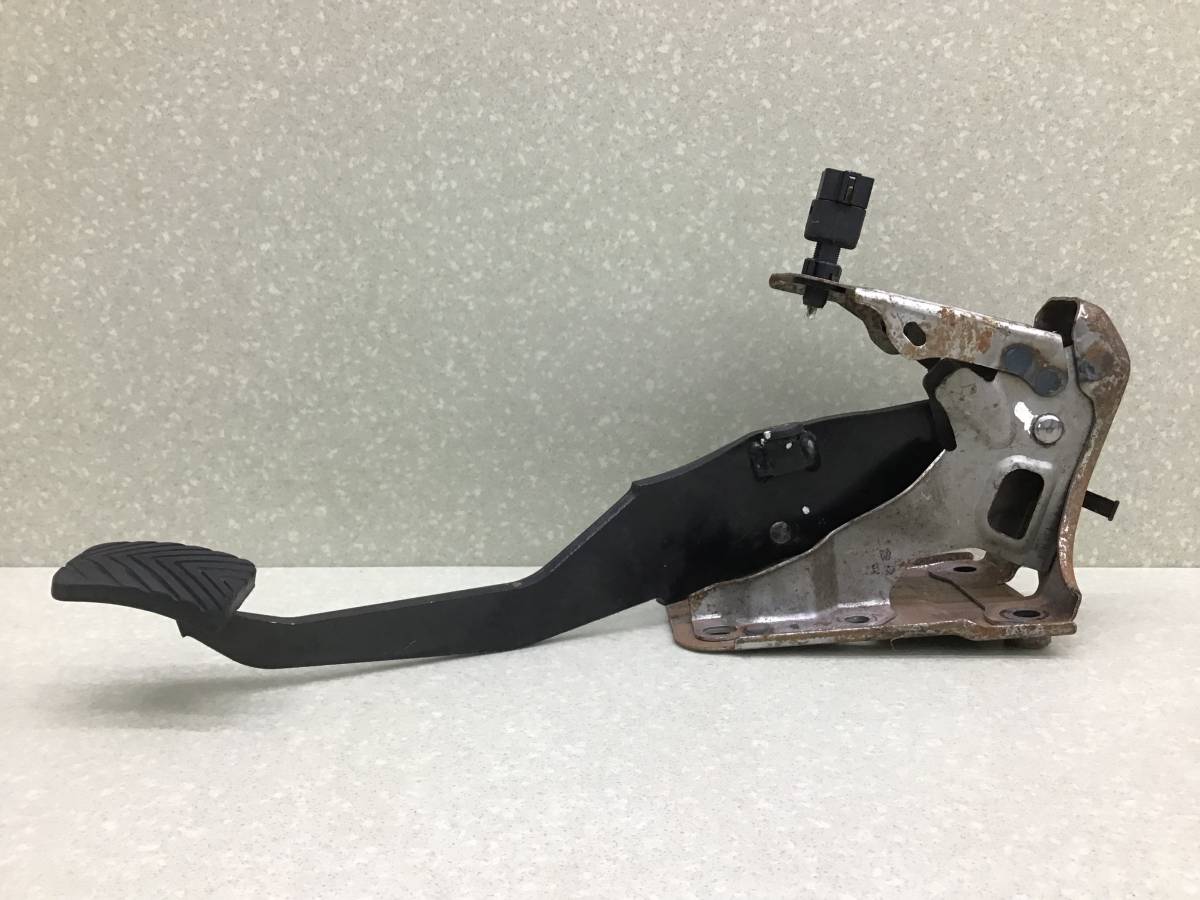 Педаль тормоза Mitsubishi Lancer X (CX, CY) 2007> Педаль тормоза Mitsubishi Lancer X (CX, CY) 2007>