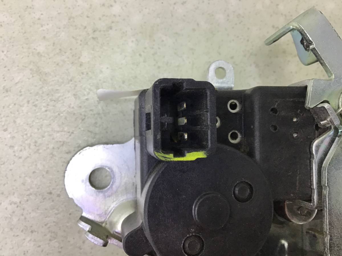 Замок багажника Kia Rio 4 (FB) 2017-2022