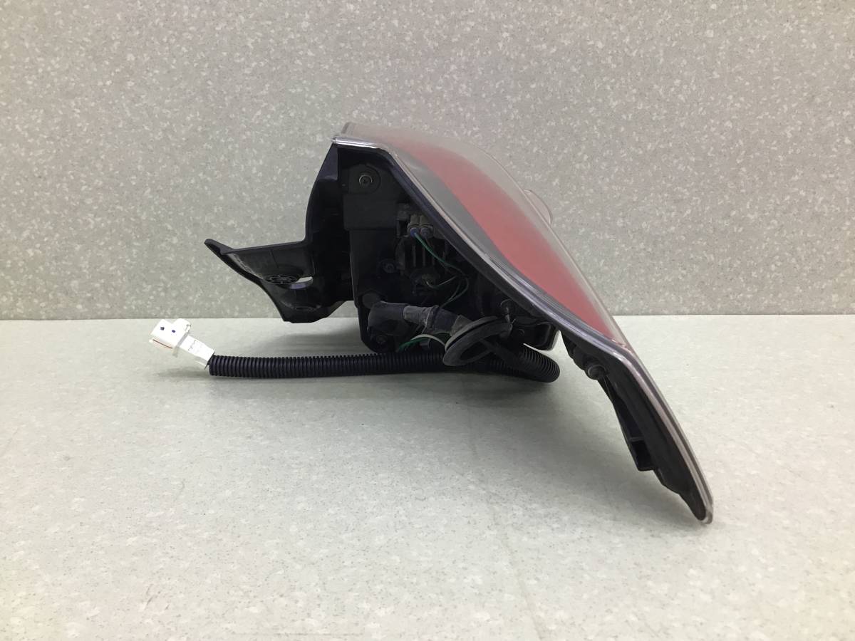 Фонарь задний левый Toyota Rav 4 (A40) 2013>