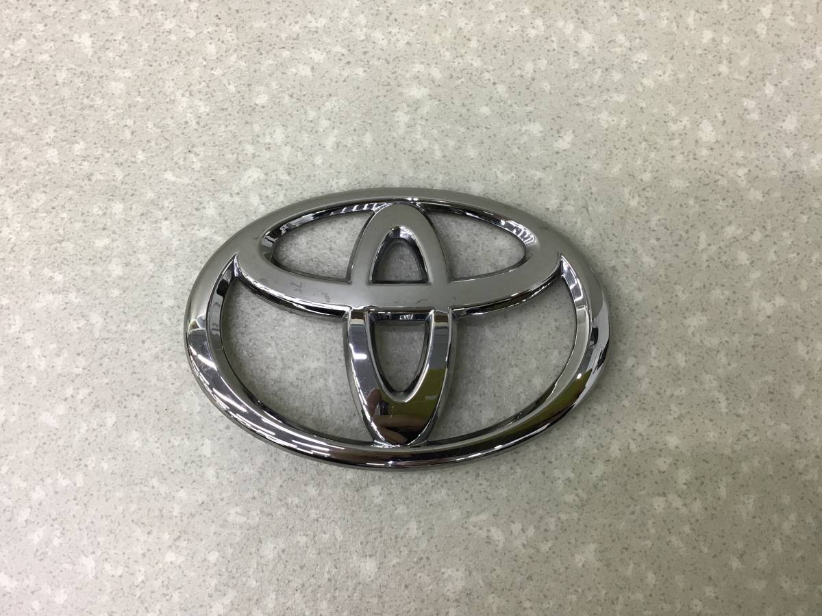 Эмблема Toyota C-HR (NGX10) 2016-н.в. Эмблема Toyota C-HR (NGX10) 2016-н.в.