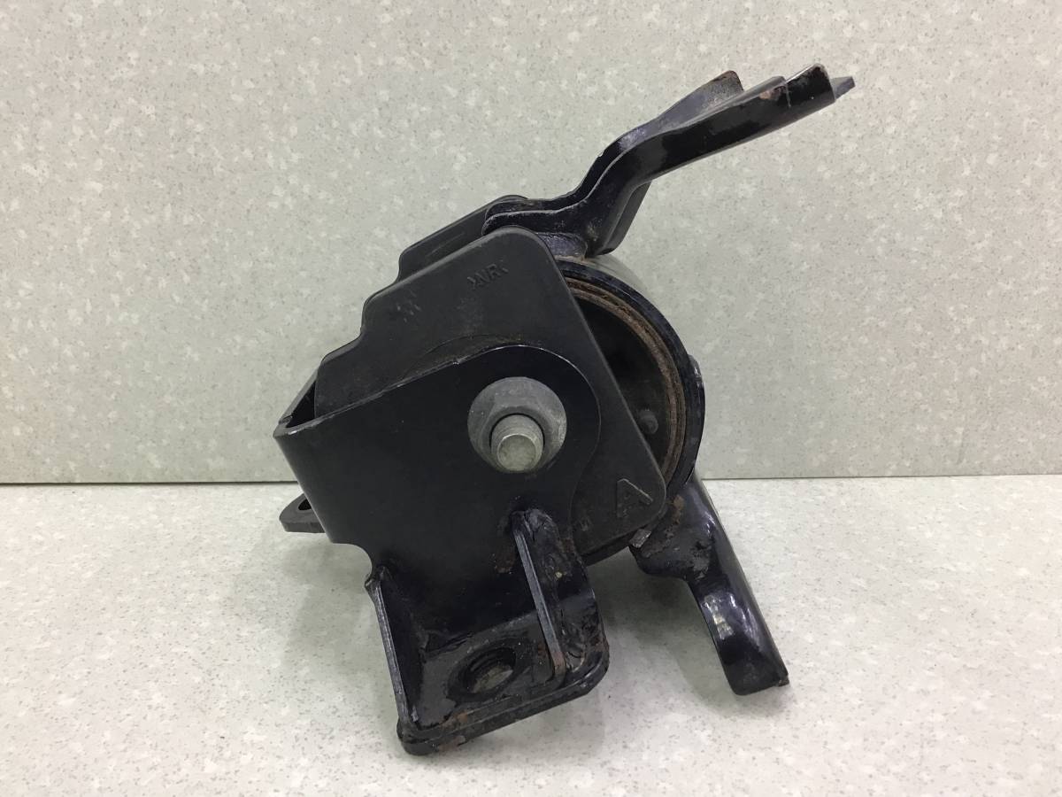 Опора КПП левая Mitsubishi Lancer X (CX, CY) 2007> Опора КПП левая Mitsubishi Lancer X (CX, CY) 2007>