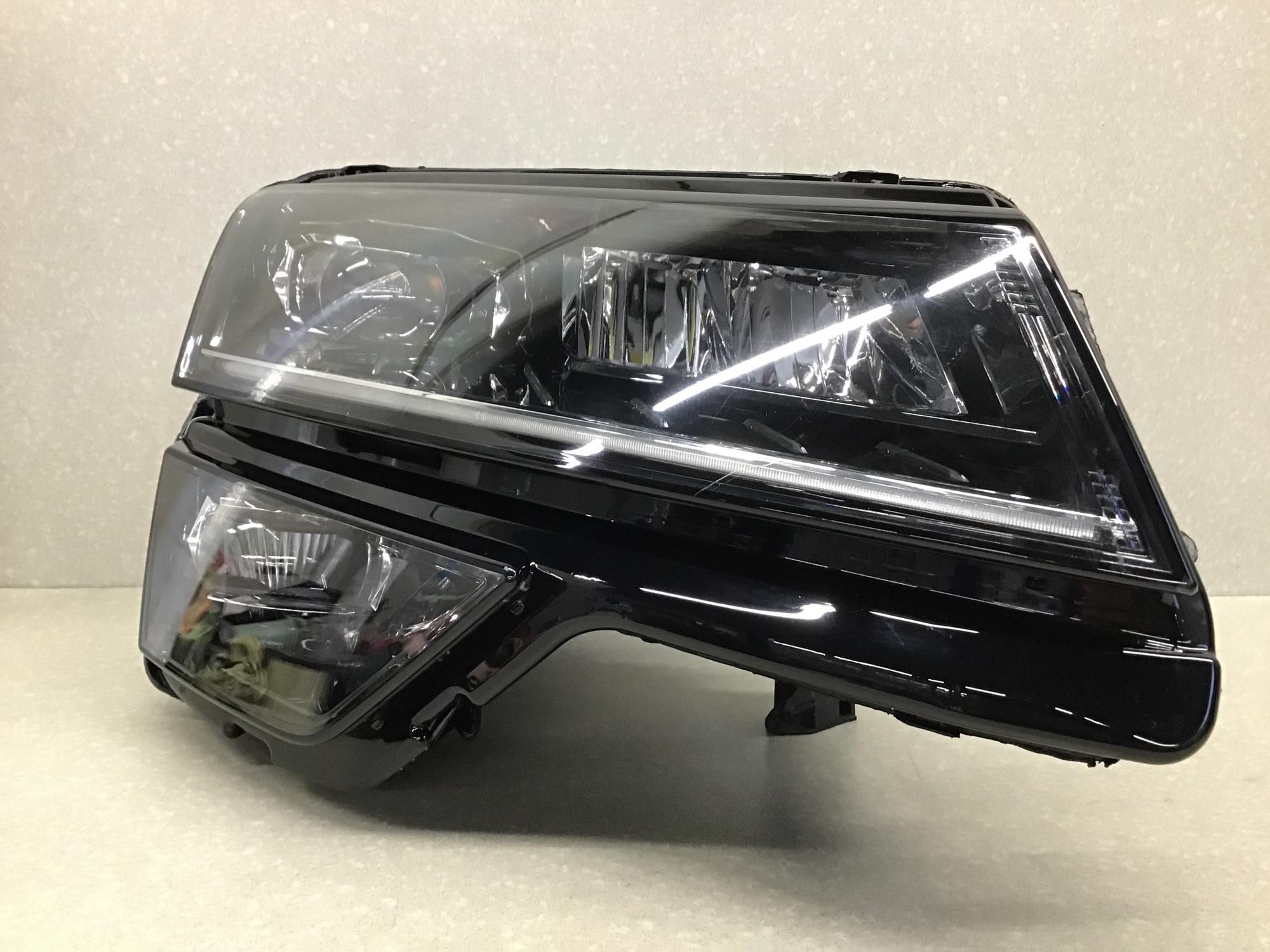 Фара правая Skoda Karoq (NU7) 2017-н.в. Фара правая Skoda Karoq (NU7) 2017-н.в.