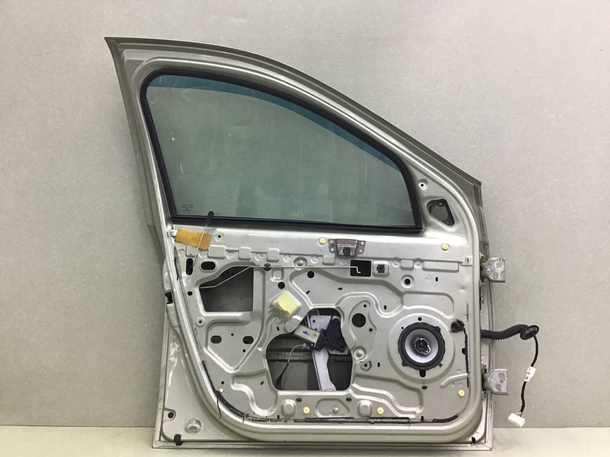 Дверь передняя левая Renault Sandero 1 (BS1Y) 2009-2014