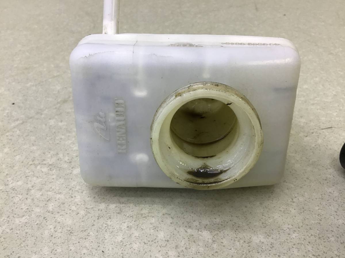 Бачок главного тормозного цилиндра Renault Duster (HS) 2010-2021