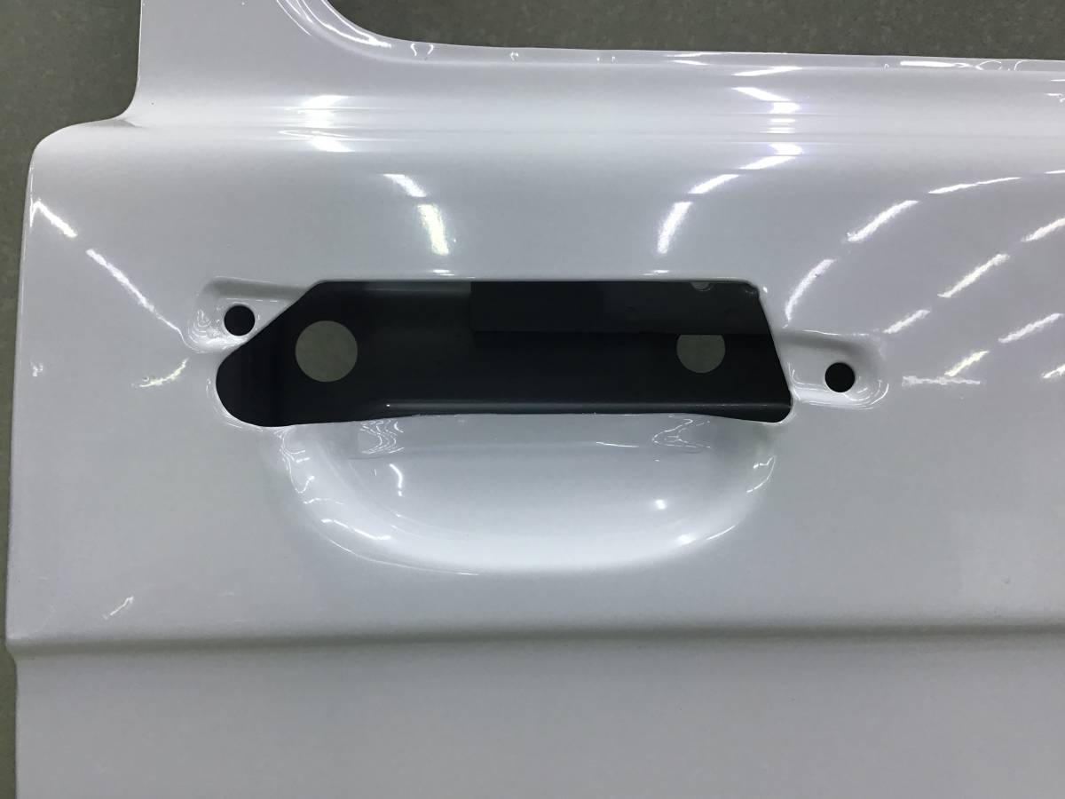 Дверь передняя правая Lada Niva (2121) 1977-2021