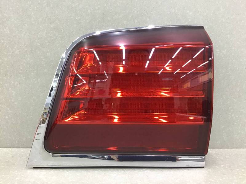 Фонарь задний внутренний правый Lexus LX570 (URJ201) 2007-2015 Фонарь задний внутренний правый Lexus LX570 (URJ201) 2007-2015