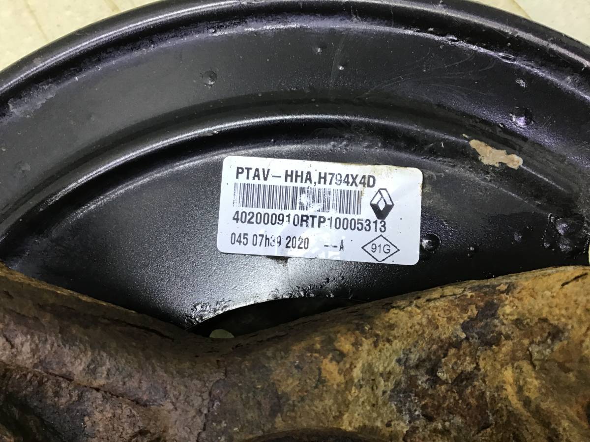 Кулак поворотный передний правый Renault Duster (HS) 2010-2021