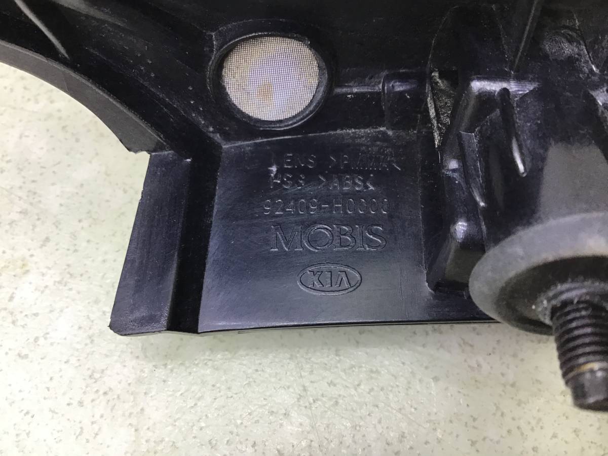 Отражатель задний Kia Rio 4 (FB) 2017-2022