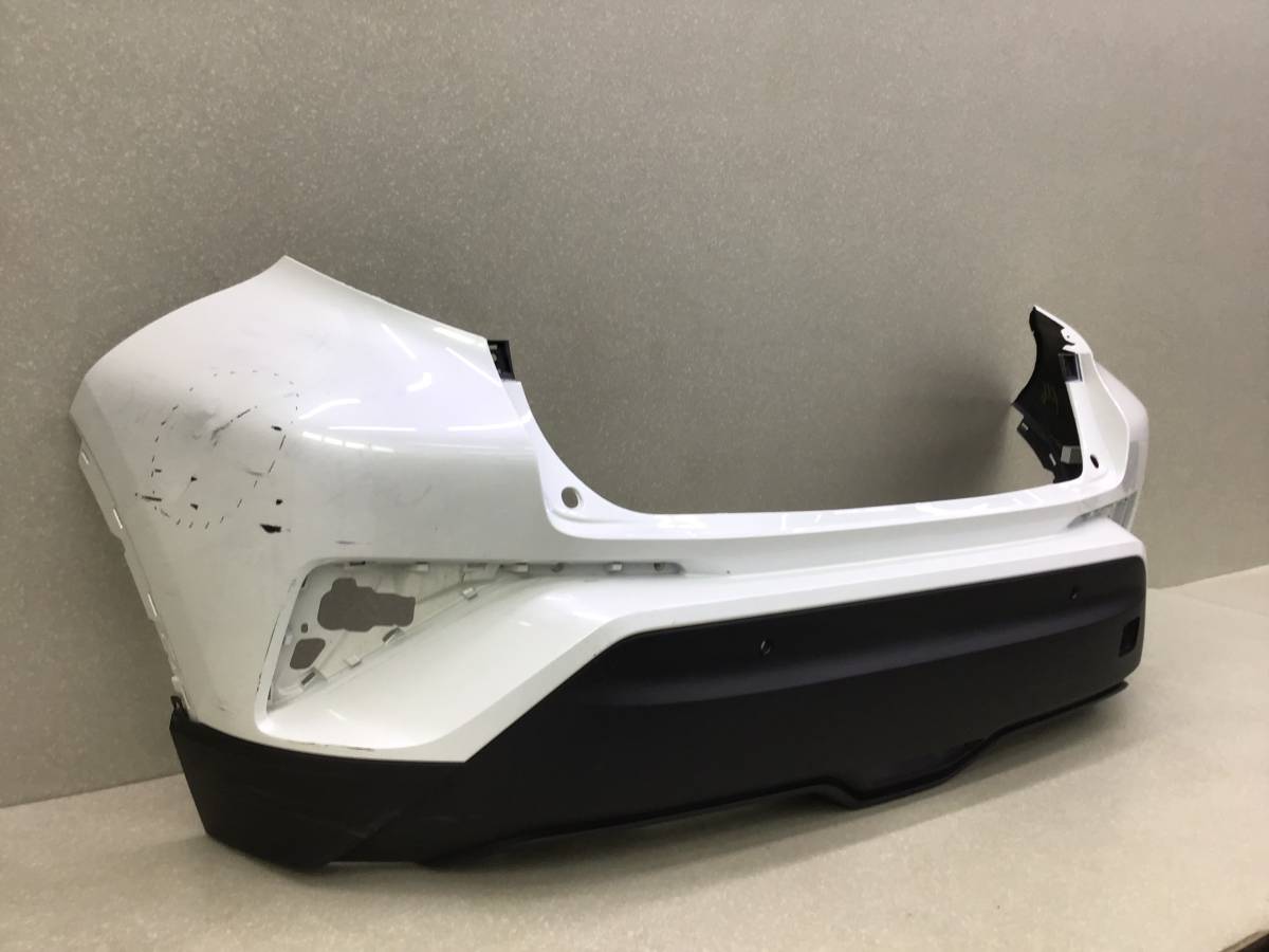 Бампер задний Toyota C-HR (NGX10) 2016-н.в. Бампер задний Toyota C-HR (NGX10) 2016-н.в.