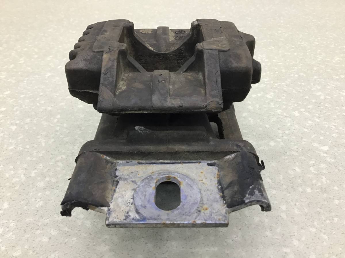 Опора КПП Ford Fiesta (CBK) 2001-2008 Опора КПП Ford Fiesta (CBK) 2001-2008