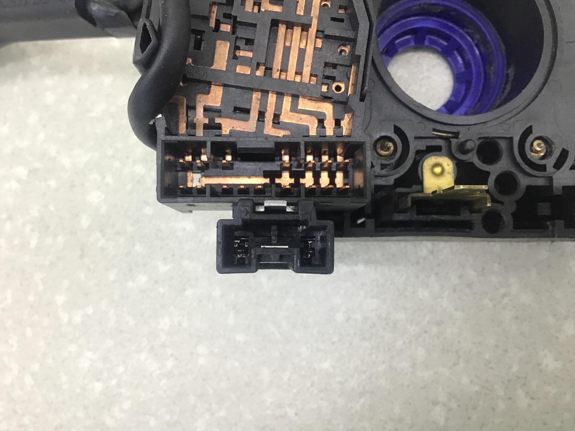 Переключатель поворотов подрулевой, Nissan Almera N15 1995-2000 Переключатель поворотов подрулевой, Nissan Almera N15 1995-2000