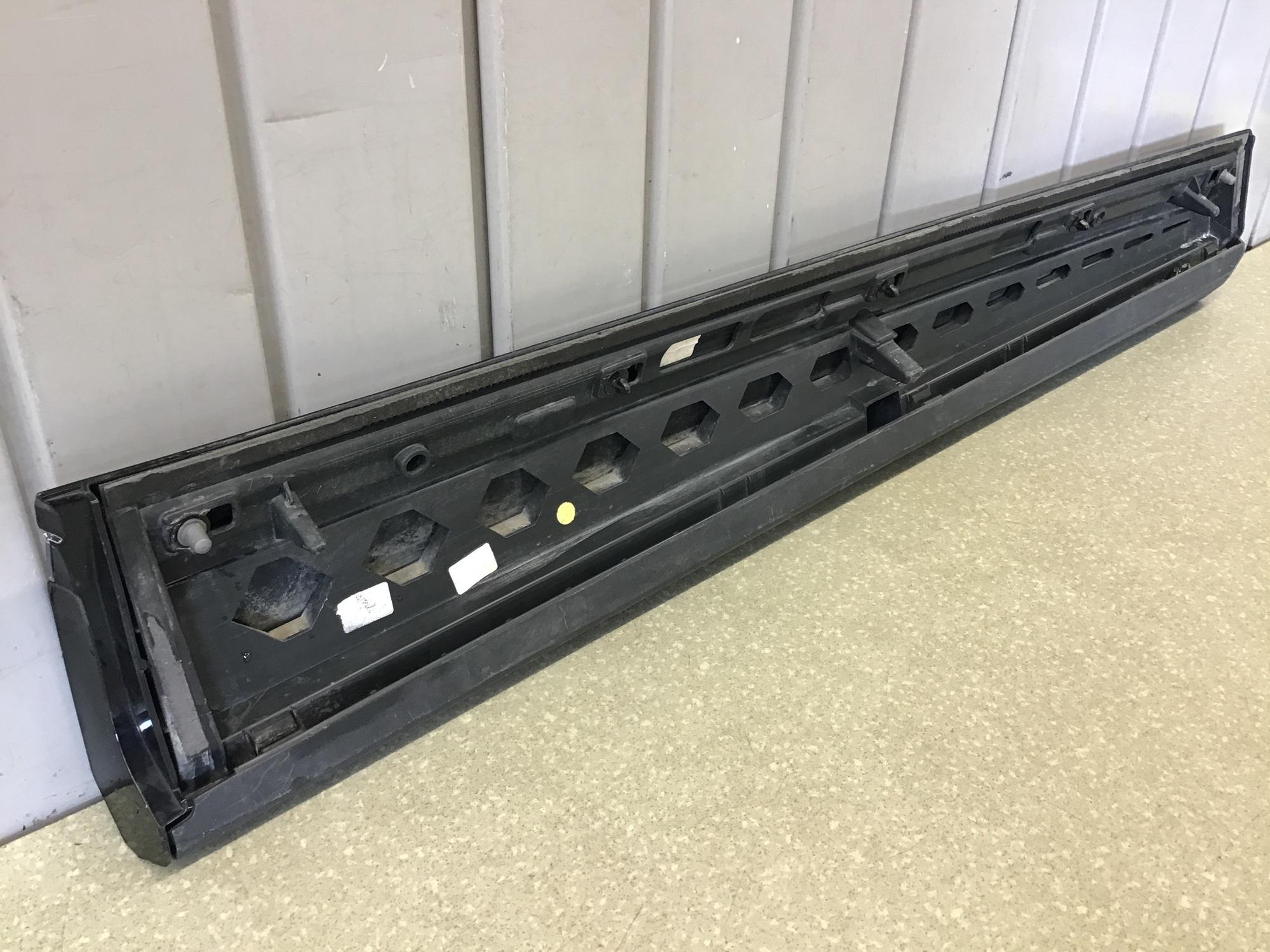 Накладка двери передней левой, Audi Q8 2018>