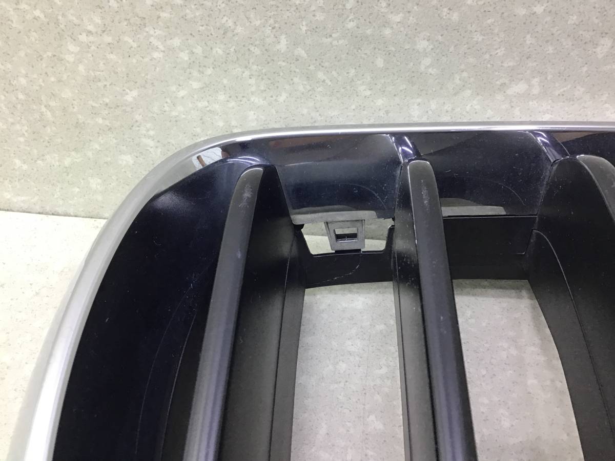 Решетка радиатора левая BMW X5 F15/F85 2013> Решетка радиатора левая BMW X5 F15/F85 2013>