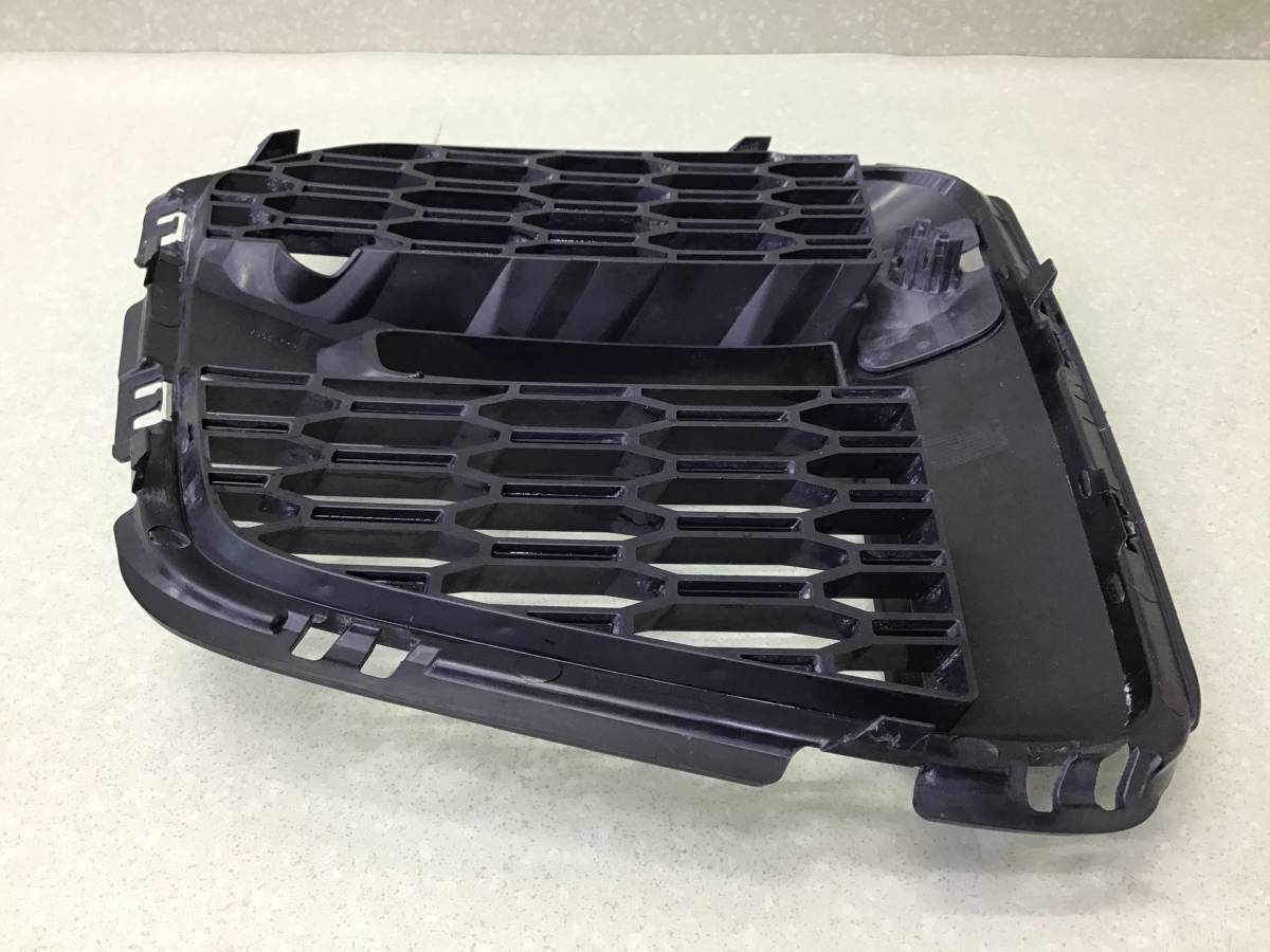 Рамка противотуманной фары левой BMW X1 F48 2014> Рамка противотуманной фары левой BMW X1 F48 2014>