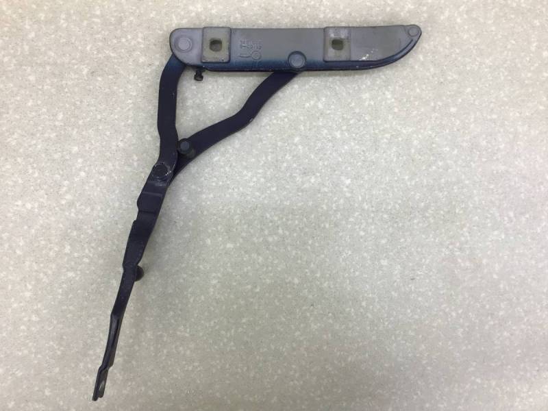 Петля крышки багажника BMW 3-series E46 1998-2005 Петля крышки багажника BMW 3-series E46 1998-2005