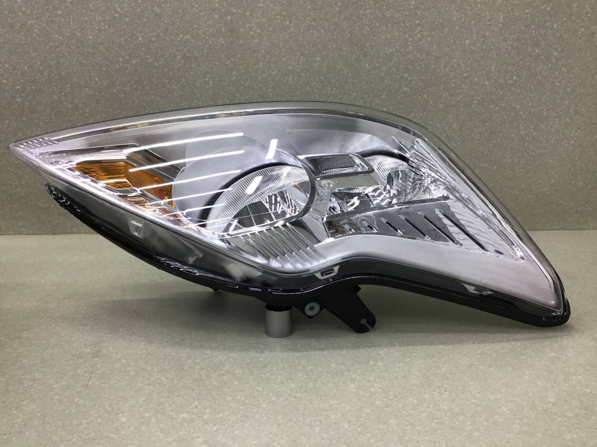 Фара правая Ford Focus 2 (CB4) 2007-2011 Фара правая Ford Focus 2 (CB4) 2007-2011