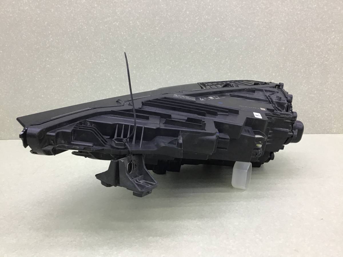 Фара правая Audi Q8 (4MN) 2018-н.в.