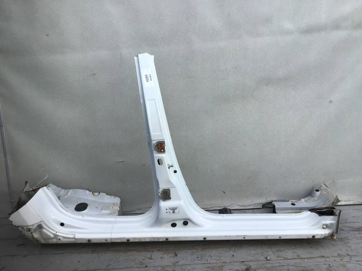 Порог со стойкой правый Renault Duster (HS) 2010-2021 Порог со стойкой правый Renault Duster (HS) 2010-2021