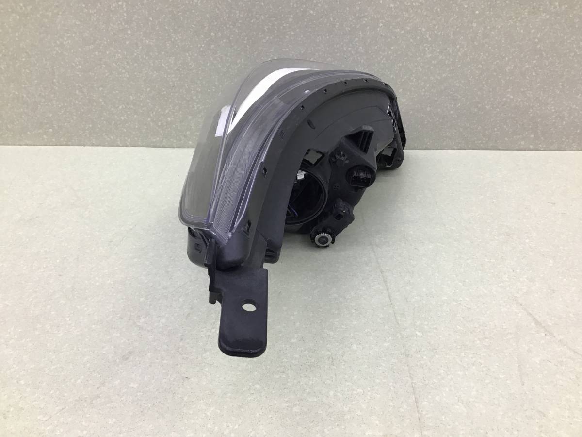 Фара левая Kia Rio 4 (FB) 2017-2022