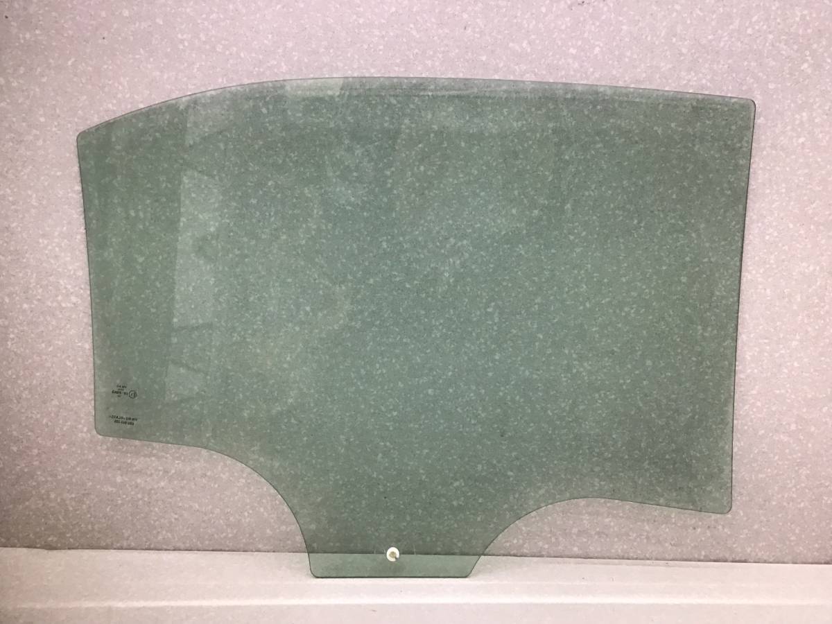 Стекло двери задней левой Skoda Rapid 2 2019-2023