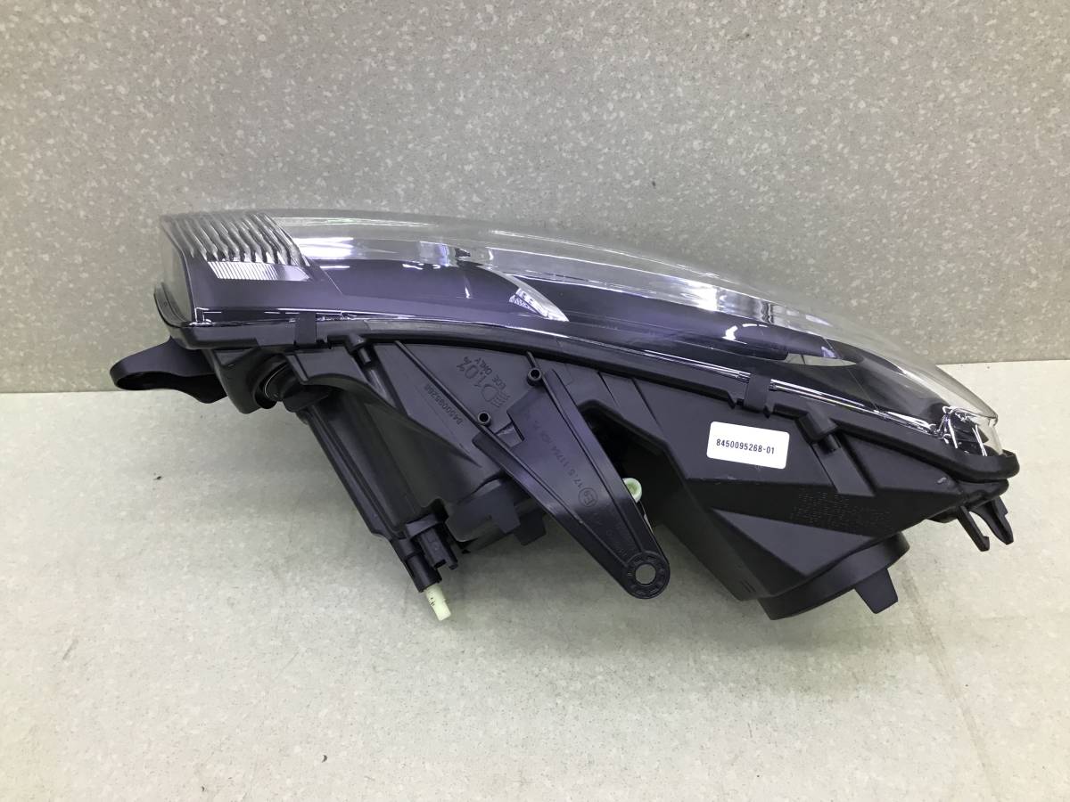 Фара правая Lada Largus (R90) 2012-2022