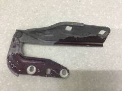 Петля капота левая Porsche Cayenne (955) 2002-2010