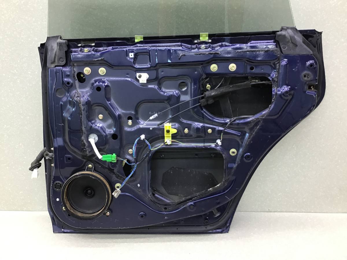 Дверь задняя правая Subaru Legacy (B13) 2003-2009 Дверь задняя правая Subaru Legacy (B13) 2003-2009