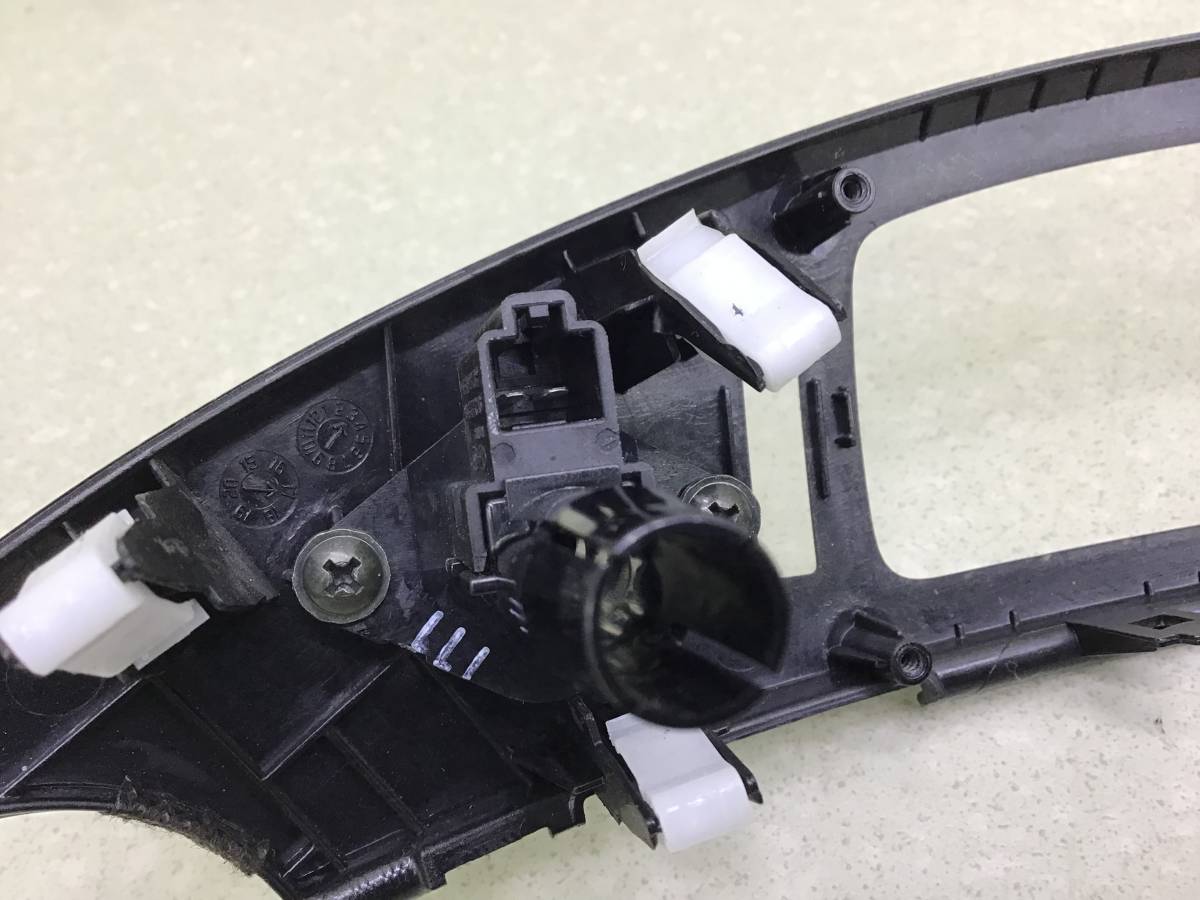 Накладка торпедо Kia Cerato 3 (YD) 2013-2020 Накладка торпедо Kia Cerato 3 (YD) 2013-2020