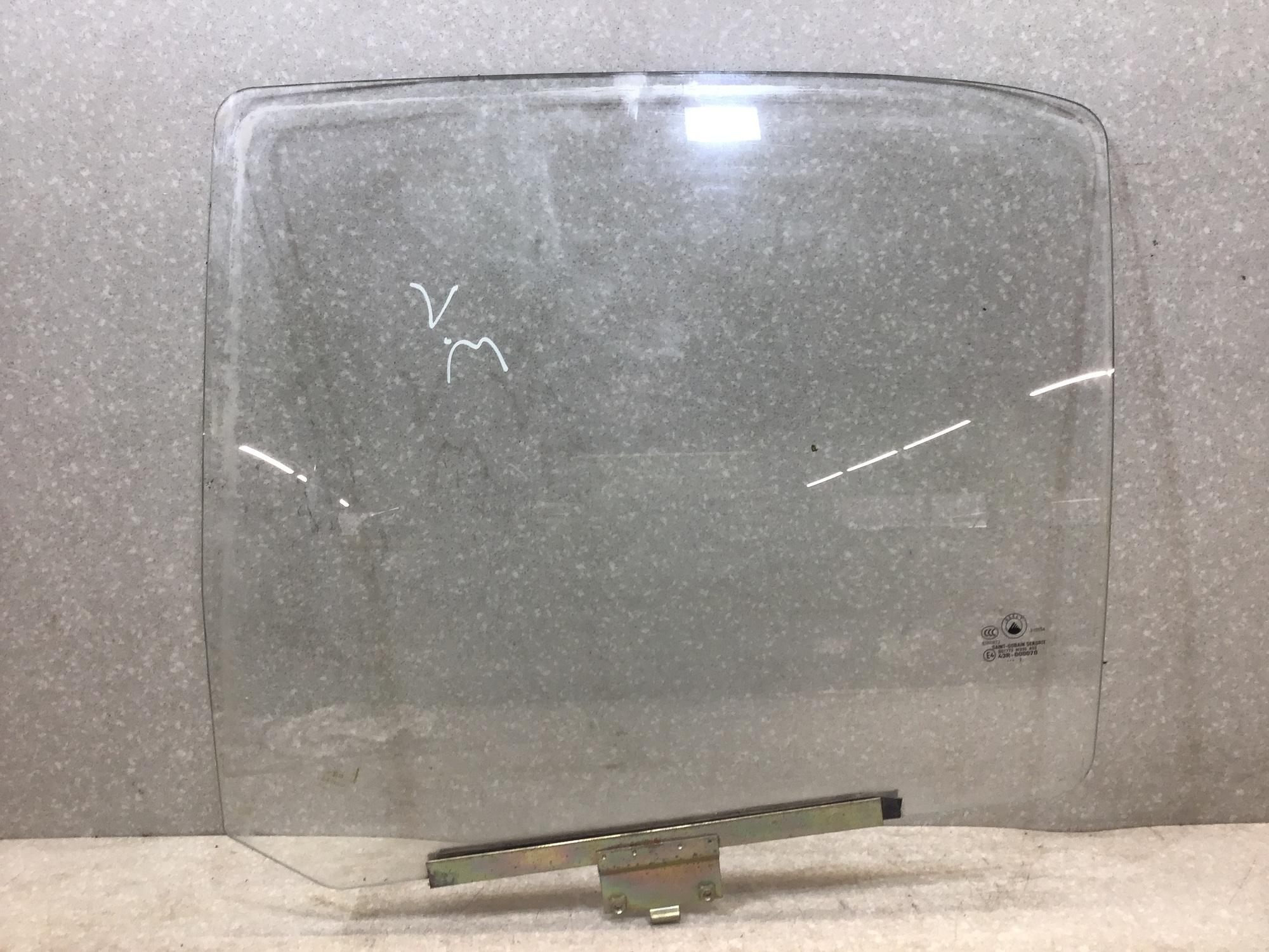 Стекло двери задней левой Geely Otaka CK 2005-2012