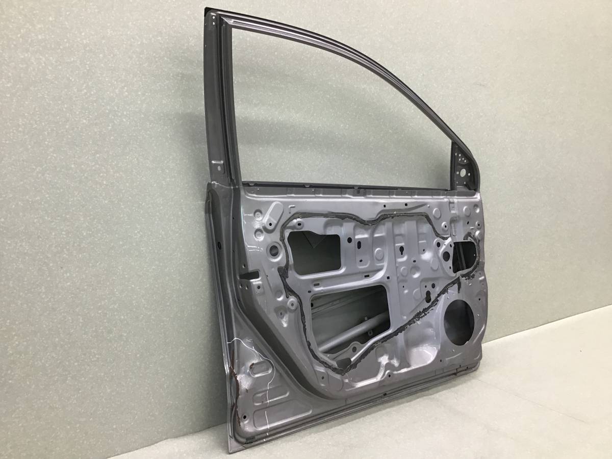 Дверь передняя левая Toyota Auris (E180) 2012> Дверь передняя левая Toyota Auris (E180) 2012>