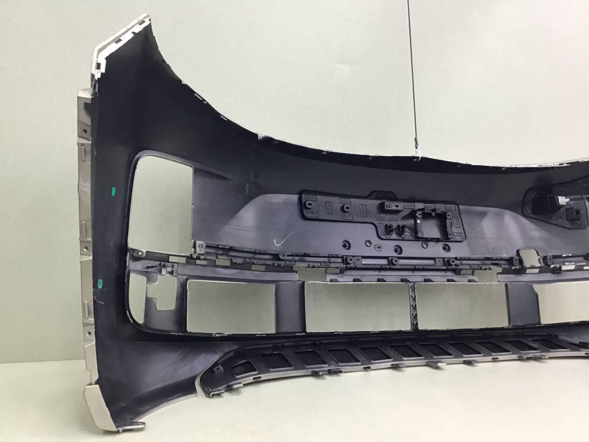 Бампер передний LiXiang L9 2022- Бампер передний LiXiang L9 2022-