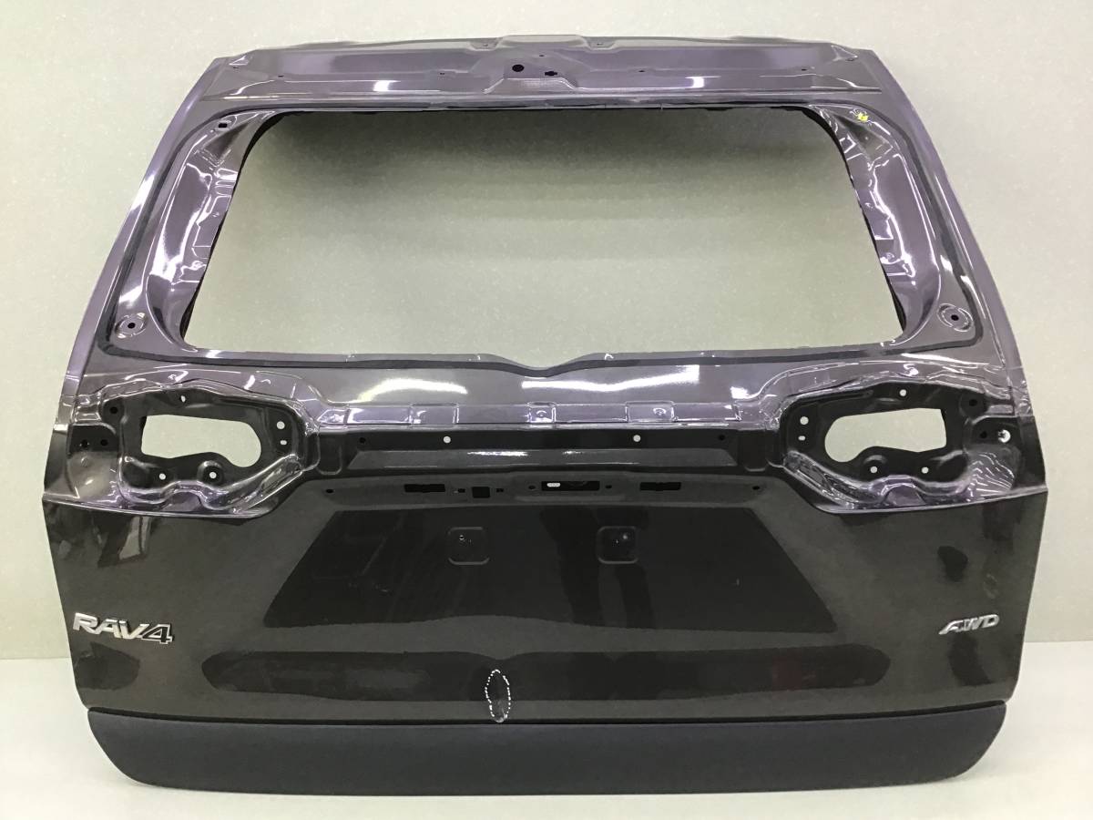 Дверь багажника Toyota Rav 4 (XA50) 2018> Дверь багажника Toyota Rav 4 (XA50) 2018>