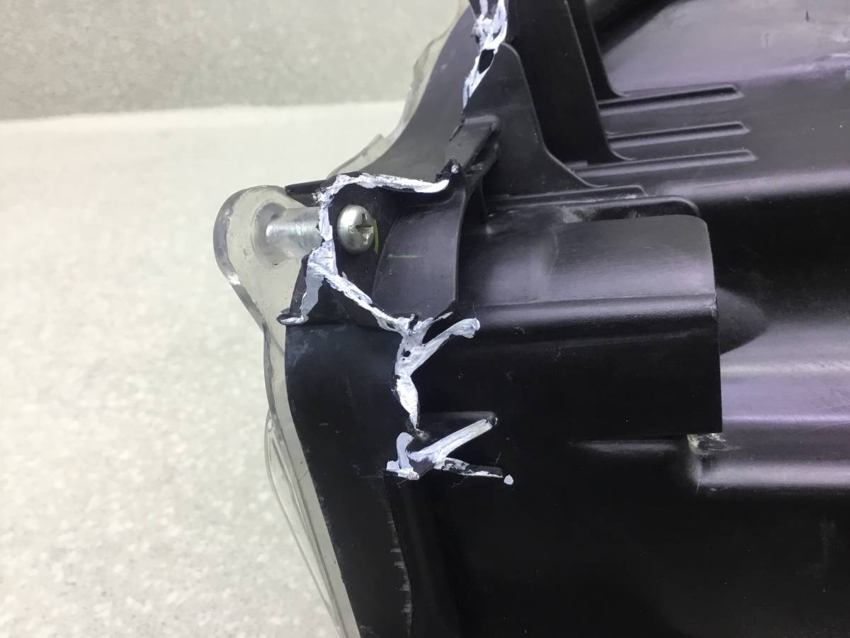 Фара левая Toyota Hilux (GUN125L, GUN126L, TGN126) 2015-н.в. Фара левая Toyota Hilux (GUN125L, GUN126L, TGN126) 2015-н.в.