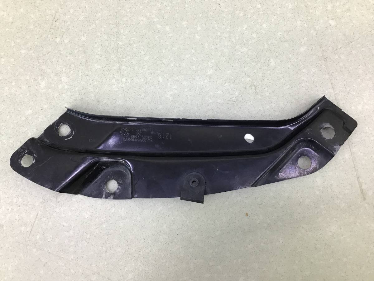 Кронштейн крепления фары Volkswagen Polo Sed 5 (6C1) 2010-2020