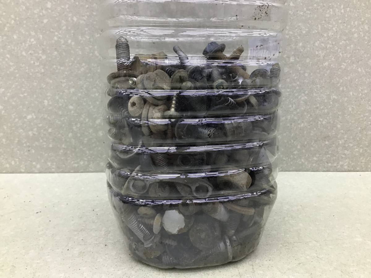 Болты  Volkswagen Polo Sed 5 (6C1) 2010-2020