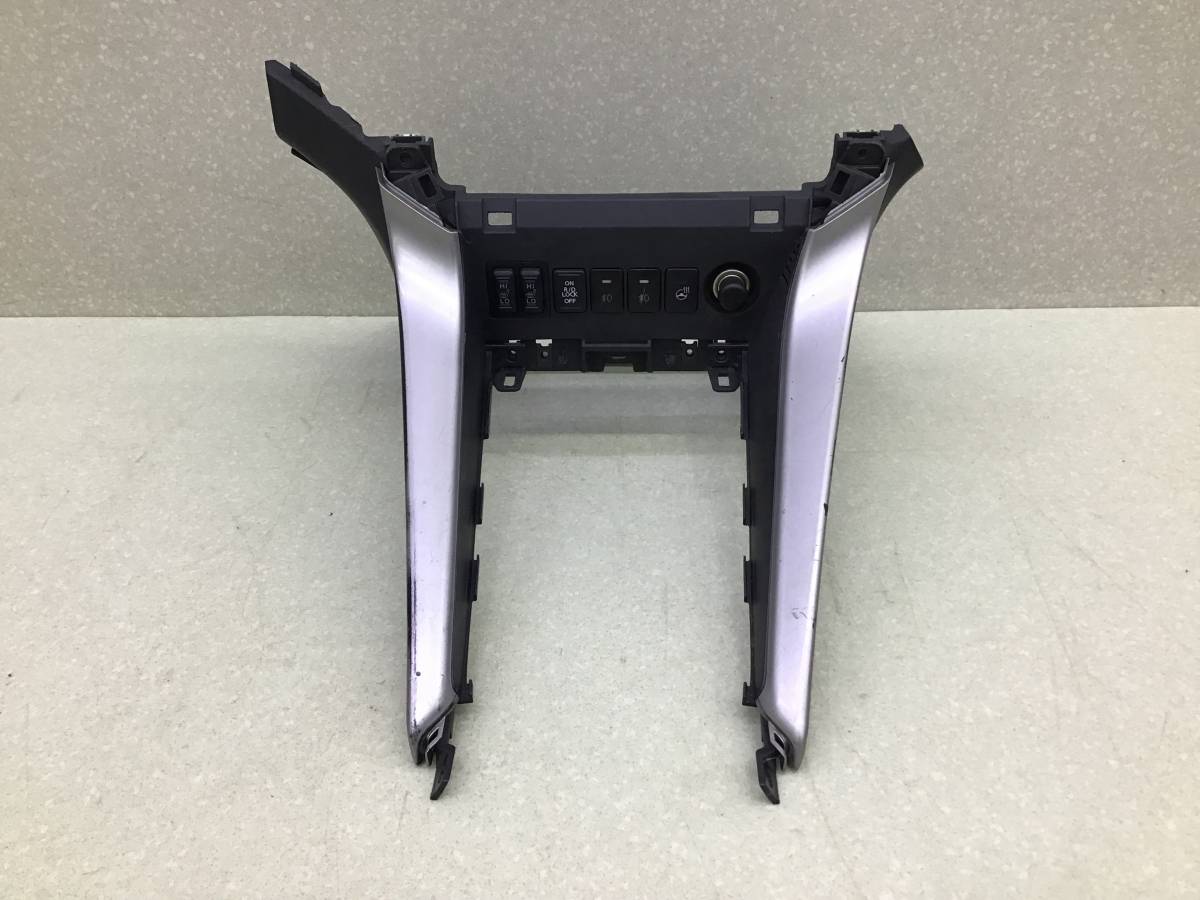 Накладка торпедо Mitsubishi Pajero/Montero Sport (KS) 2015>