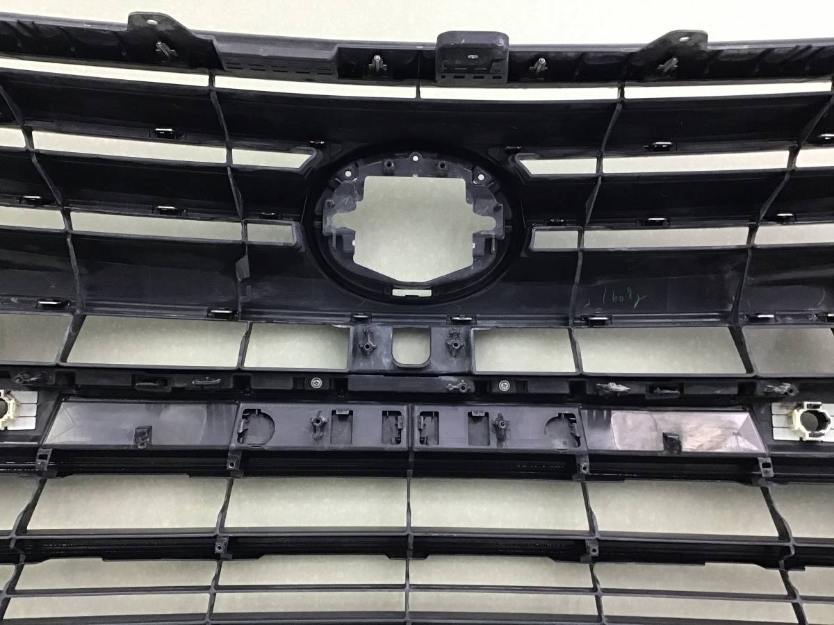 Решетка радиатора Lexus LX450D /570 (VDJ201) 2015-2022 Решетка радиатора Lexus LX450D /570 (VDJ201) 2015-2022