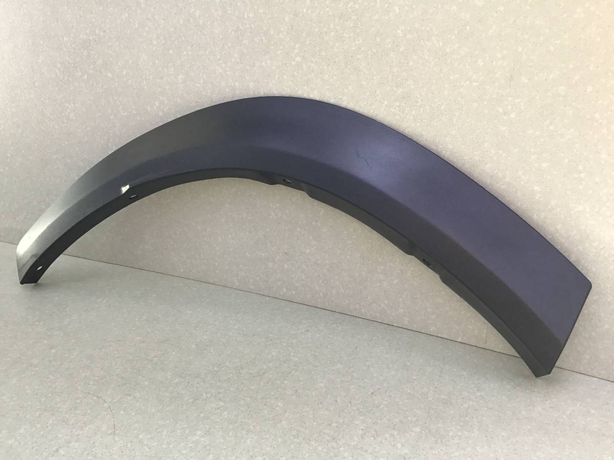 Накладка заднего крыла правого Lexus NX 200 (ZGZ10) 2014-2021