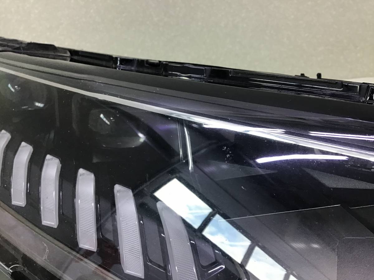 Фара правая Audi Q8 (4MN) 2018-н.в.