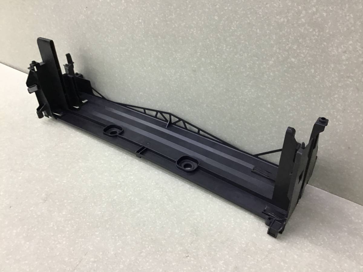 Рамка радиатора BMW 7-Series F01 2008-2015 Рамка радиатора BMW 7-Series F01 2008-2015