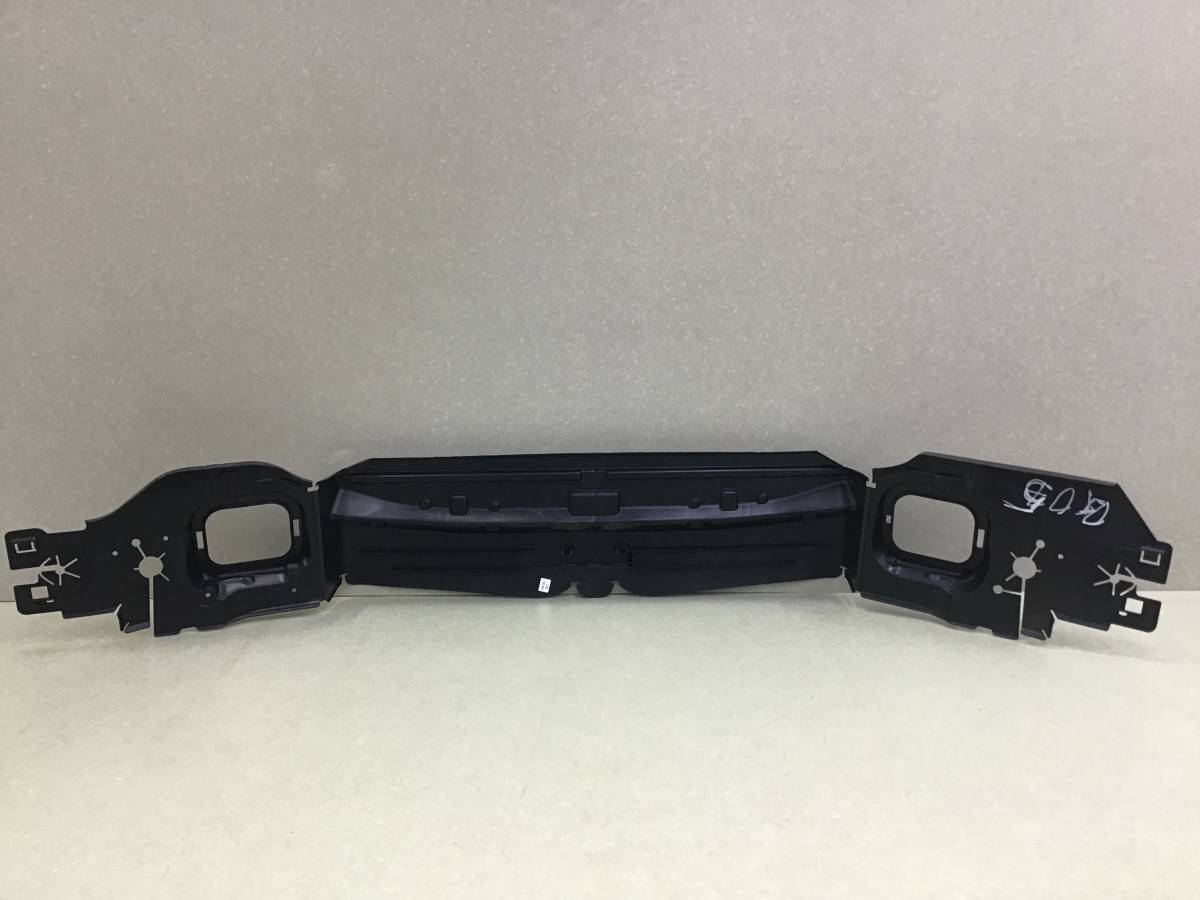 Воздуховод радиатора BMW X7 G07 2018>