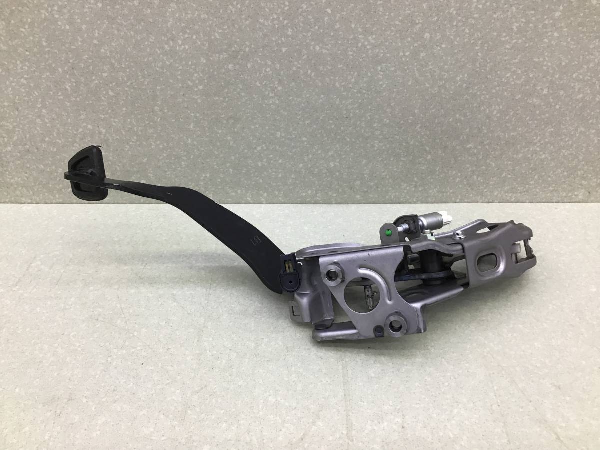 Педаль сцепления Toyota Rav 4 (A40) 2013>