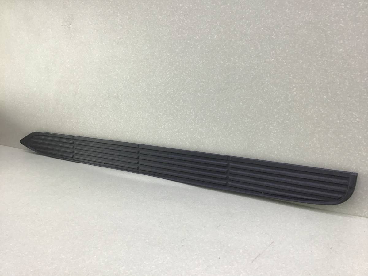 Накладка на порог (наружная) Toyota Land Cruiser (J300) 2021> Накладка на порог (наружная) Toyota Land Cruiser (J300) 2021>
