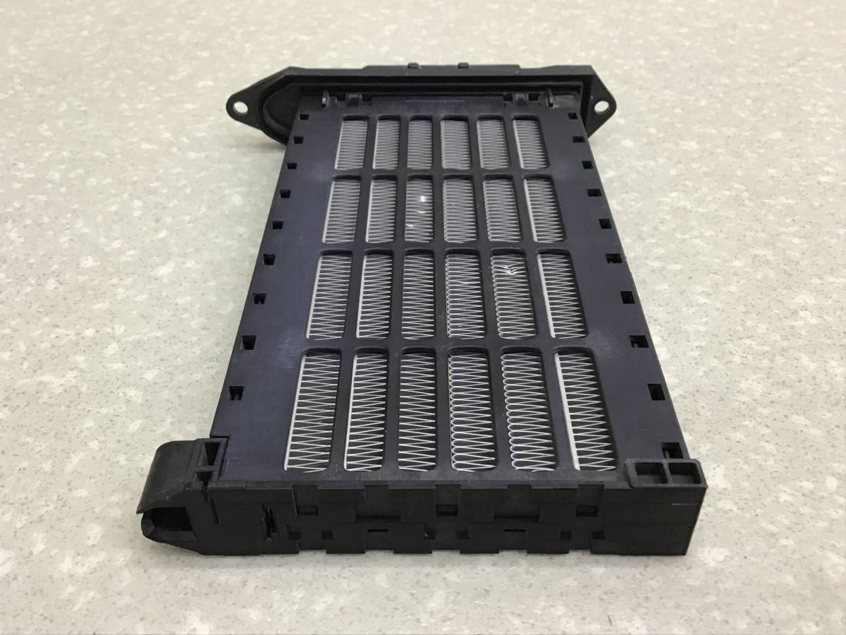 Радиатор отопителя Renault Duster (HS) 2010-2021 Радиатор отопителя Renault Duster (HS) 2010-2021