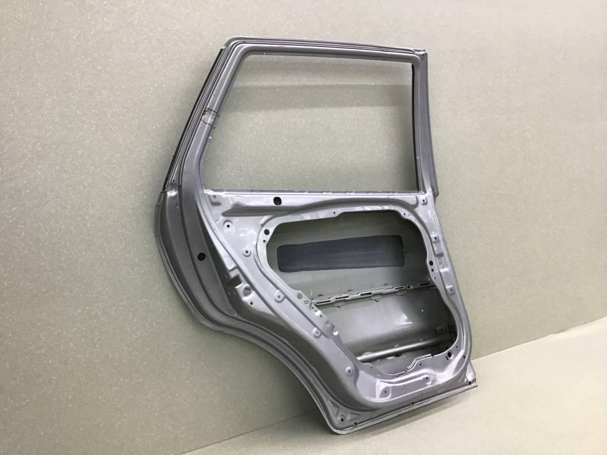Дверь задняя левая Hyundai Santa Fe (CM) 2006-2012 Дверь задняя левая Hyundai Santa Fe (CM) 2006-2012