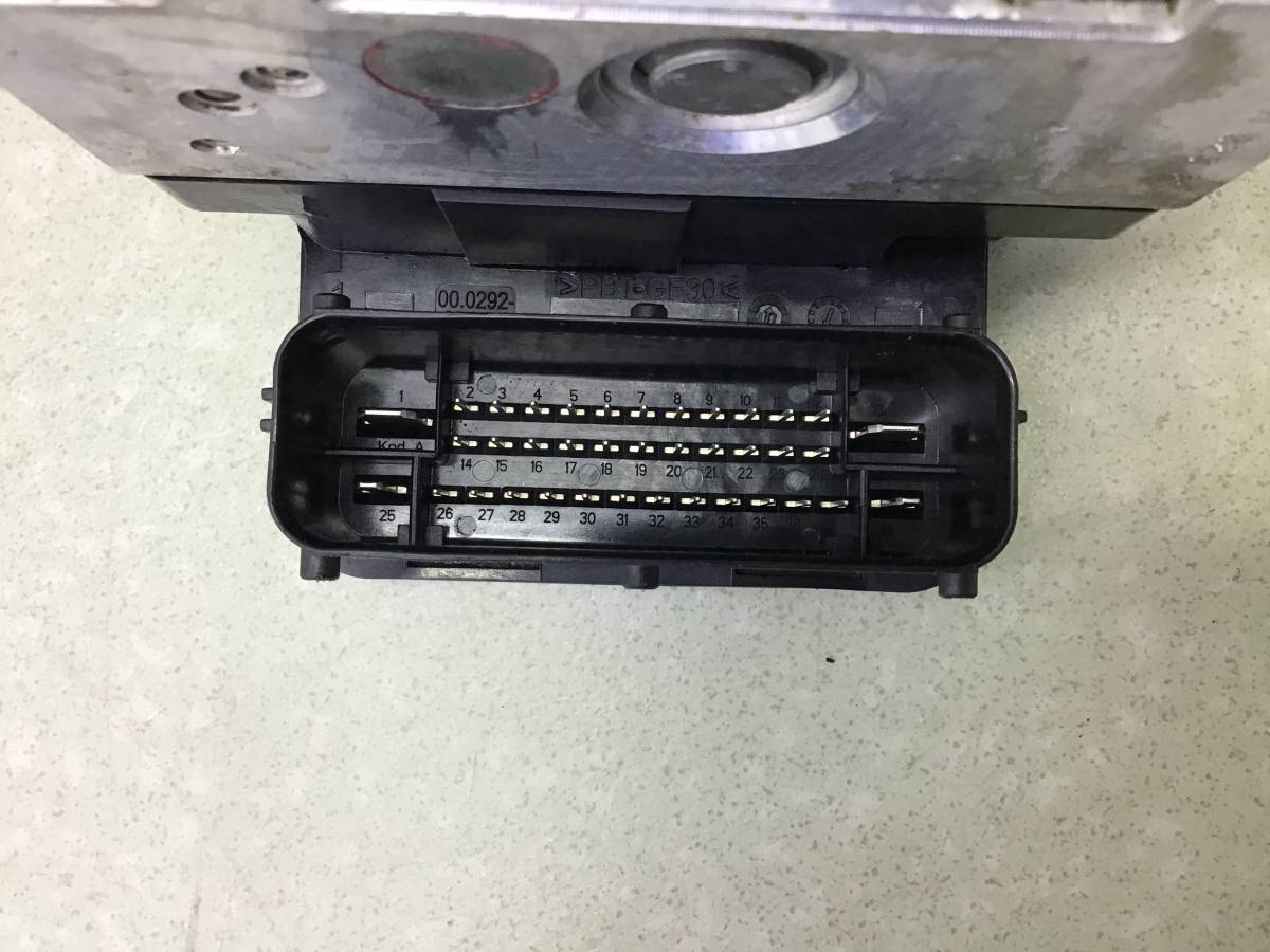 Блок ABS (насос) Opel Astra J (P10) 2009-2015 Блок ABS (насос) Opel Astra J (P10) 2009-2015