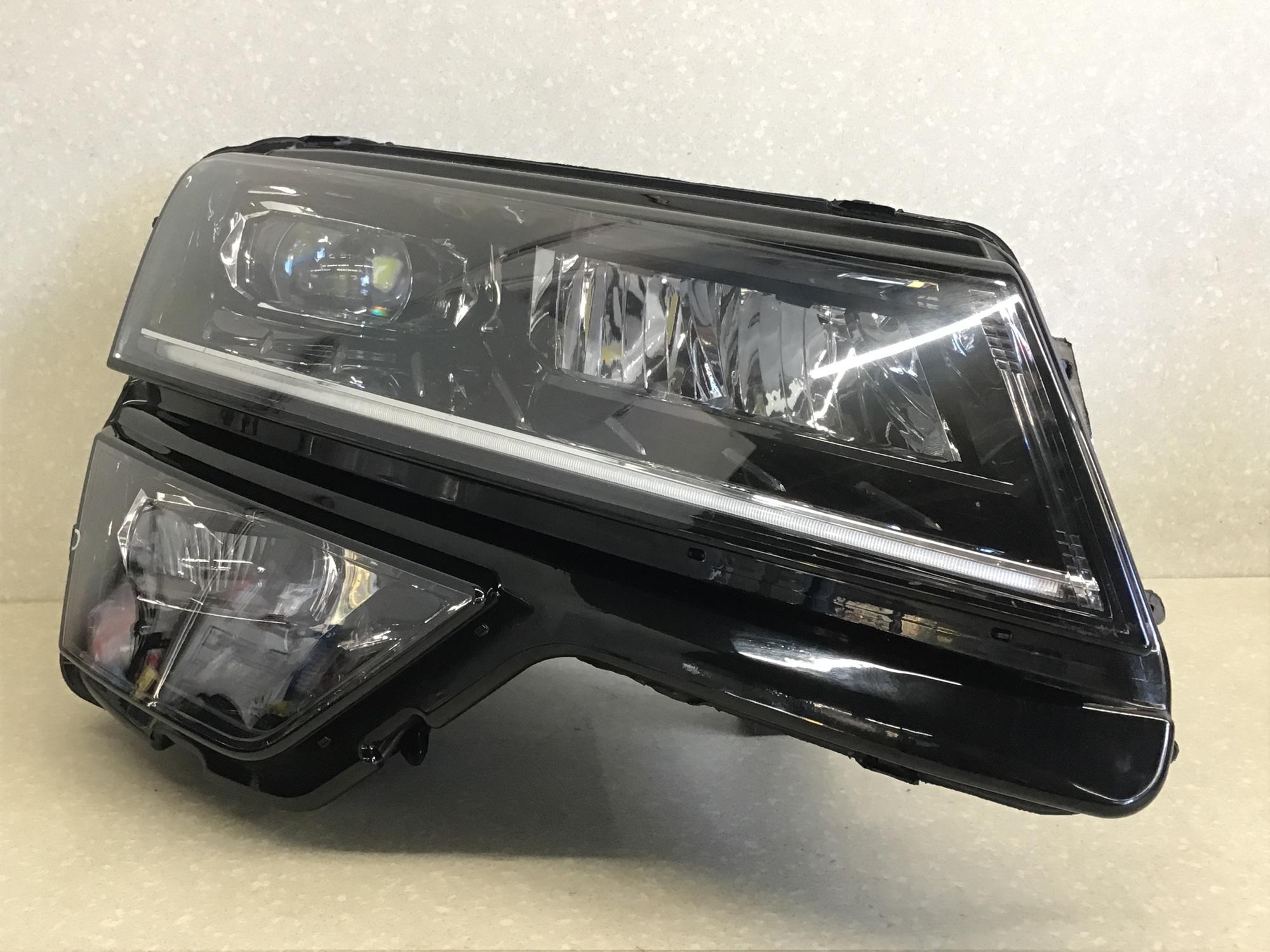 Фара правая, Skoda Karoq 2017>