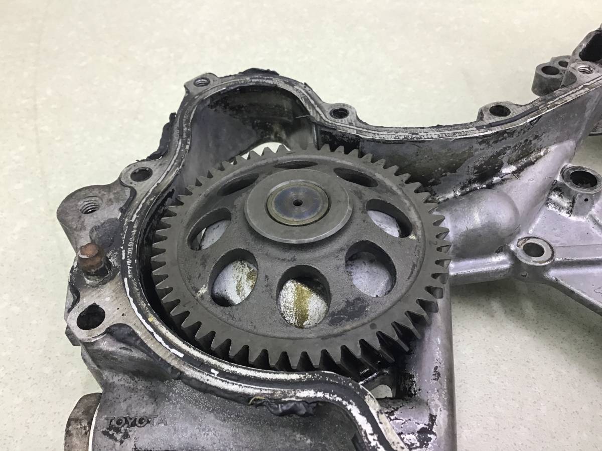 Насос масляный Toyota Land Cruiser Prado 3 (GRJ120W) 2002-2009 Насос масляный Toyota Land Cruiser Prado 3 (GRJ120W) 2002-2009
